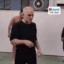 테무에서 배운 호신술의 위험성 이미지