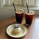 이웃집 댕댕이 | [9월일상]카페 청온담, 숑숑돈까스, 이웃집퉁퉁이 두바이쿠키, 카메다센베이, 망고 검진, 윤이불닭발