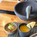 바비캣 | 발리: 울루와뚜 바비굴링 르네상스 식당 맛집 추천 Double IKat Restaurant