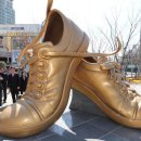 신발 조형물 이미지