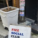 [을지로 엘피카페] 프렌치토스트 디저트와 함께 엘피 음악을! 피즈소셜카페 내돈내산