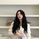 바뀐 헤어스타일로 달라진 분위기 김연아, 꾸안꾸 펌으로 분위기 싹 바꿨다…♥고우림 또 반하겠네 이미지