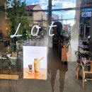 얼음꽃 아이스크림(봉일천점) | 치앙마이 님만해민 카페 추천 LOT 아이스크림라떼 맛집