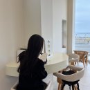 베스트키즈합기도스쿨 | [속초] 아루나, 책 읽기 좋은 조용한 오션뷰 카페 | 작은 목소리로 대화하래요 (소곤소곤)