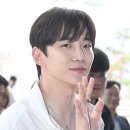 241001[앳스타일] 이준호, 공까지 잘 던져…사촌 위해 &#39;최강야구&#39; 시구자 등판 이미지