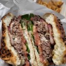 주식회사 뚠뚠푸드 마에스트로점 | 동탄롯데백화점 식품관, "키토분식"과 "일구공" 수제버거의 콜라보!