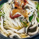 숲속 하얀 뜰 이미지