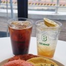 해맞이로 | 부산 오션뷰 베이글 맛집 미친베이글 기장점 후기