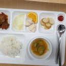 2021.10.12- 백미밥, 애호박새우젓국, 오리불고기, 감자채볶음, 과일샐러드, 배추김치 이미지