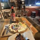 행우리 | 을지로3가와인바 "행2PM8PM" 힙지로 라이브공연 와인펍 후기 을지로가성비맛집 추천