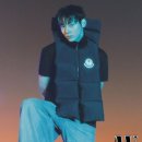 [@wkorea 공유]자유,개성,가벼움에 대한 가치를 담고있는 몽클레르x팜 엔젤스 컬렉션,그리고 거기에 호흡을맞춘 황민현의 자유로운시간 이미지