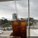 “경주 보문단지 카페 추천 | 키즈존 + 갤러리 카페, 에브리블랙 후기”