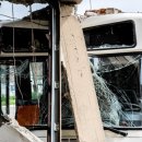 버스 기사 자살로 무고한 승객 25명 사망 이미지
