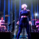 ◆Robyn/Dancing On My Own 이미지