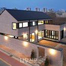 건물 앞 삼거리 이미지