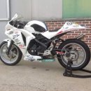 Honda cbr250r 레이스 차량 판매합니다. 이미지