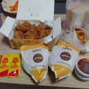 맘스터치 여천 에코아파트점 | 맘스터치 오리지널 SET (울산 여천에코하이츠점) "후라이드치킨(반), 싸이버거 2개, 감자튀김, 콜라 500ml"