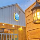 숲속의 돌담 이미지