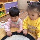 쌀 위에 손가락으로 끼제여요^^ &amp;영어 이미지