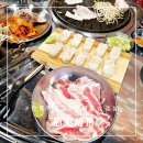 돼지세끼 이미지