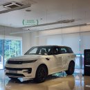 아주네트웍스(주)목동서비스 | 영국 감성 그대로 랜드로버 강서 목동 전시장 소개해드립니다.