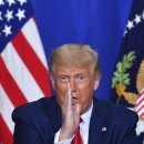 Facebook slaps new label on Trump post about mail-in ballots 이미지