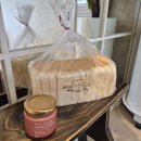 압구정-104 | 서울 압구정빵집 화이트리에 겉촉속촉 생식빵 솔직후기 가격 보관방법