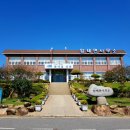 암태면당사도보건진료소 | 신안 암태도소작인항쟁기념탑