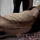 오늘 최고의 보도사진: 절벽 위의 절벽 서점, 어린 카우보이 이미지