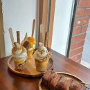 우즈 | [성수/뚝섬역] 성수 디저트 맛집 ‘멜로우즈’ 후기🍧🍨