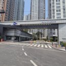 두산위브파크자이부동산공인중개사사무소 | 광주시 탄벌동 두산위브광주센트럴파크 아파트의 25년 1분기 실거래 동향입니다.