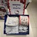 현대백화점 판교점 압소바 | 요즘 엄마들 난리난 압소바 X 산리오 콜라보 헬로키티 아기옷 실물 구경하기