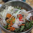 비빔밥과 덮밥 이미지