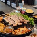 솥뚜껑삼겹살 이미지