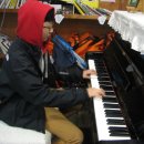 오늘 중학생 날개 모임에서는 피아노 연주가 있었습니다. 이미지