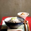 초대상으로 손색 없는 한 그릇 요리… 국수·반찬·김치 이미지