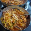 황성얼큰오징어찌개 이미지