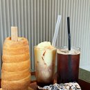 카페 쿠르토스 | 카페] 동유럽 감성 가득 굴뚝빵 맛집 '쿠르토스 테라스카페', 고층 뷰에 테라스까지 완벽했던 솔직 후기!