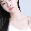 네일은 예뻐지니