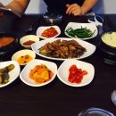화덕에통째로구운족발 이미지