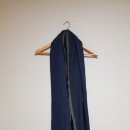 브루넬로 쿠치넬리 / 네이비 캐시미어 스카프 / free 이미지