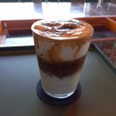 윤돌민박 이미지