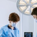 장외과의원 | 변의 참으면 치질 될까? 수원광교대장항문외과 여의사가 알려드립니다