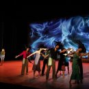 박물관 속 무용 이미지