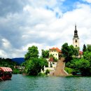 호수속의동화풍경 이미지