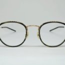 일공공일 안경콘텍트 이미지