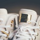 골드 디테일링 이미지