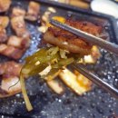 돈벼락맛집 | 비 오는 날 생각난 김치삼겹살, 장안동 삼겹살 맛집 돈벼락김치삼겹살 장안동본점