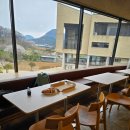 뉴소나무집 | 가평에서 가기 좋은 청평 대형카페 몽브레뉴