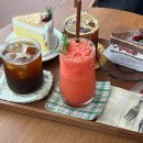 만추가경 | [충북 제천] 경치와 케이크로 유명한 만추가경, 케이크솔직후기 제천감성카페 홀케이크예약 (주차/메뉴...
